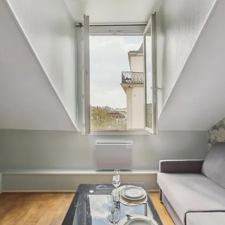 512 Folie - Cozy Near Republique * Parijs